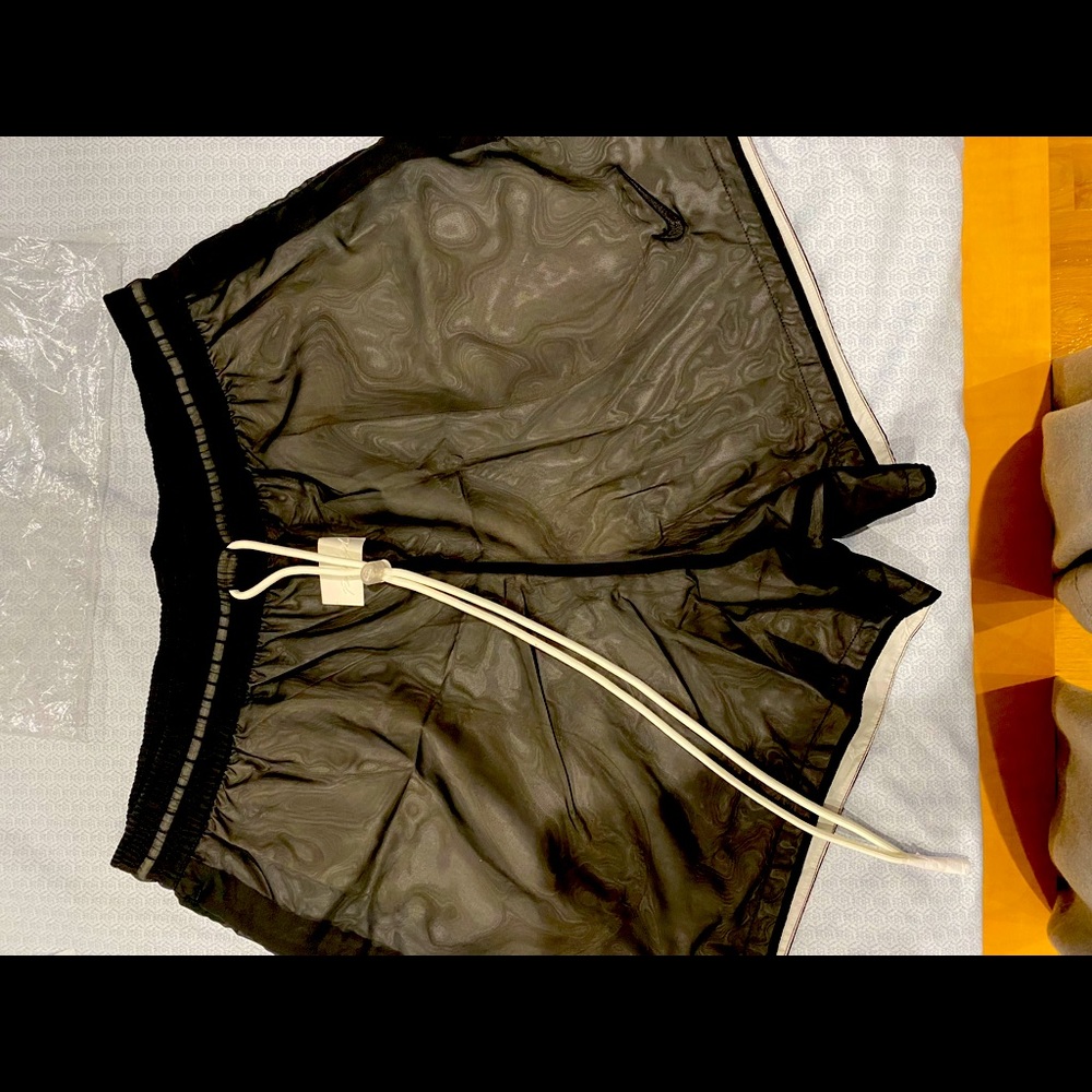 Brand New Nike X Fear of God Shorts size L